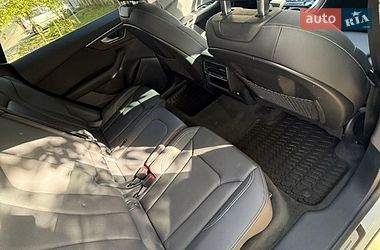 Внедорожник / Кроссовер Audi Q8 2018 в Ужгороде