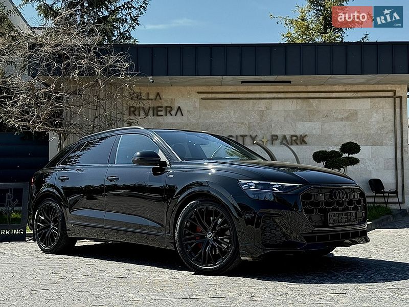 Внедорожник / Кроссовер Audi Q8 2025 в Львове