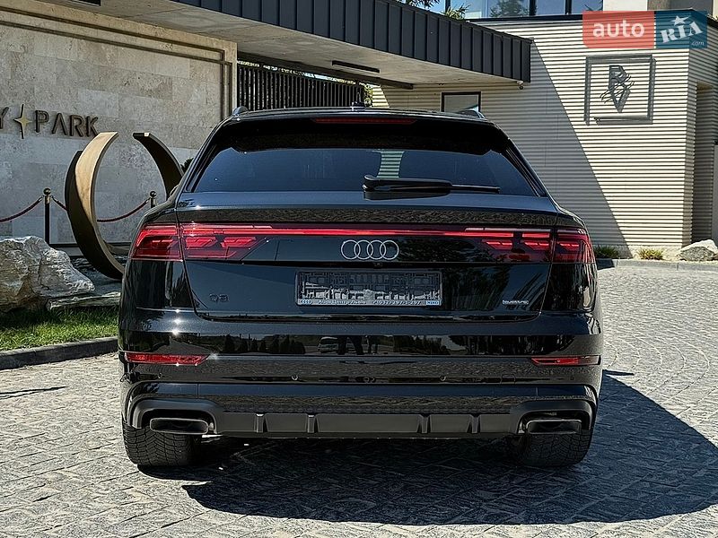 Внедорожник / Кроссовер Audi Q8 2025 в Львове
