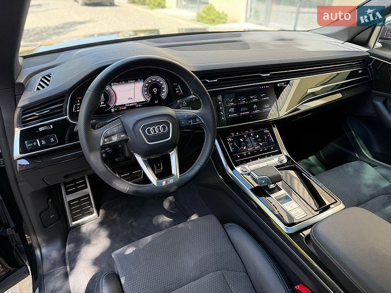 Внедорожник / Кроссовер Audi Q8 2025 в Львове