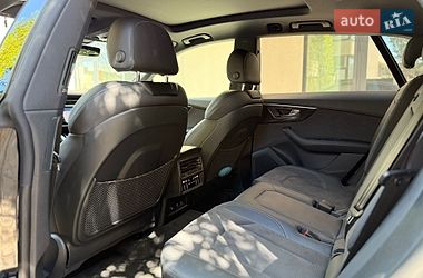 Внедорожник / Кроссовер Audi Q8 2025 в Львове