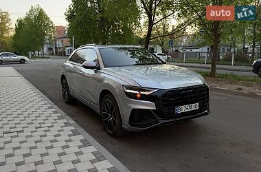 Внедорожник / Кроссовер Audi Q8 2020 в Полтаве