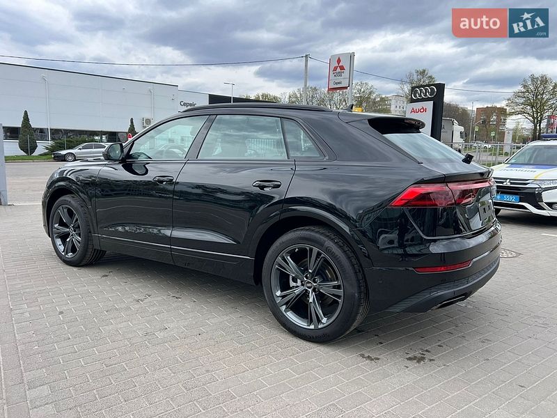 Внедорожник / Кроссовер Audi Q8 2026 в Полтаве