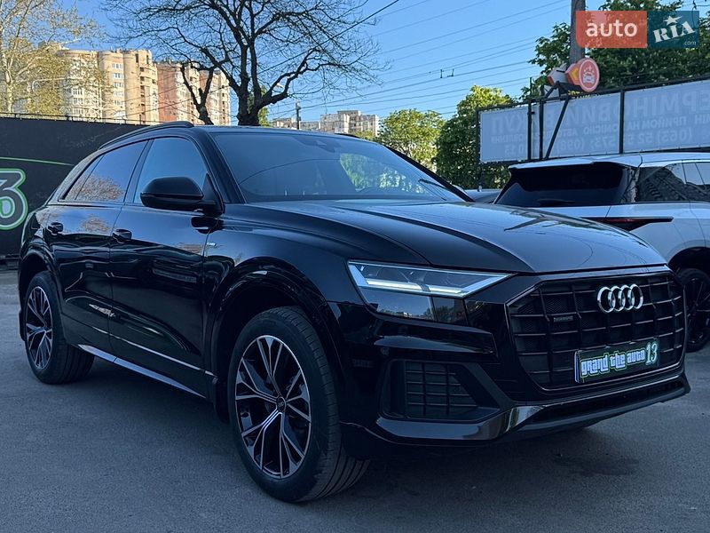 Audi Q8 2020
