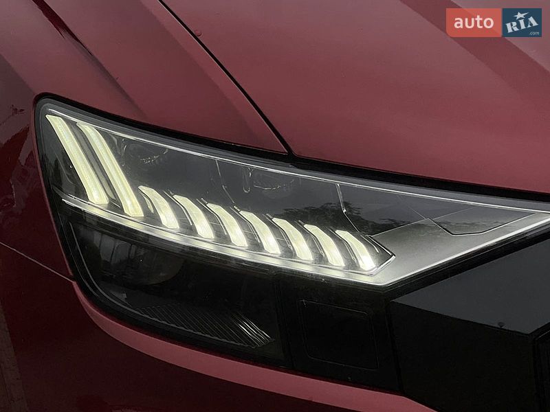 Внедорожник / Кроссовер Audi Q8 2019 в Львове
