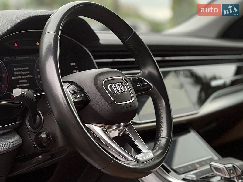 Внедорожник / Кроссовер Audi Q8 2019 в Львове