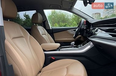 Внедорожник / Кроссовер Audi Q8 2019 в Львове