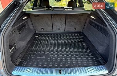 Позашляховик / Кросовер Audi Q8 2024 в Дніпрі