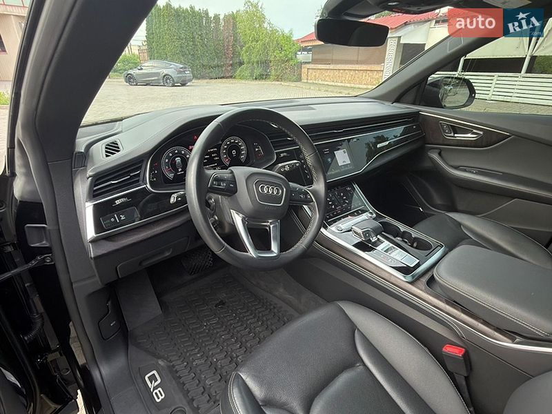 Позашляховик / Кросовер Audi Q8 2022 в Запоріжжі