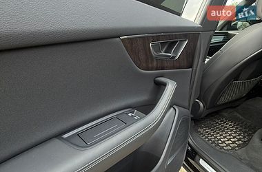 Позашляховик / Кросовер Audi Q8 2022 в Запоріжжі