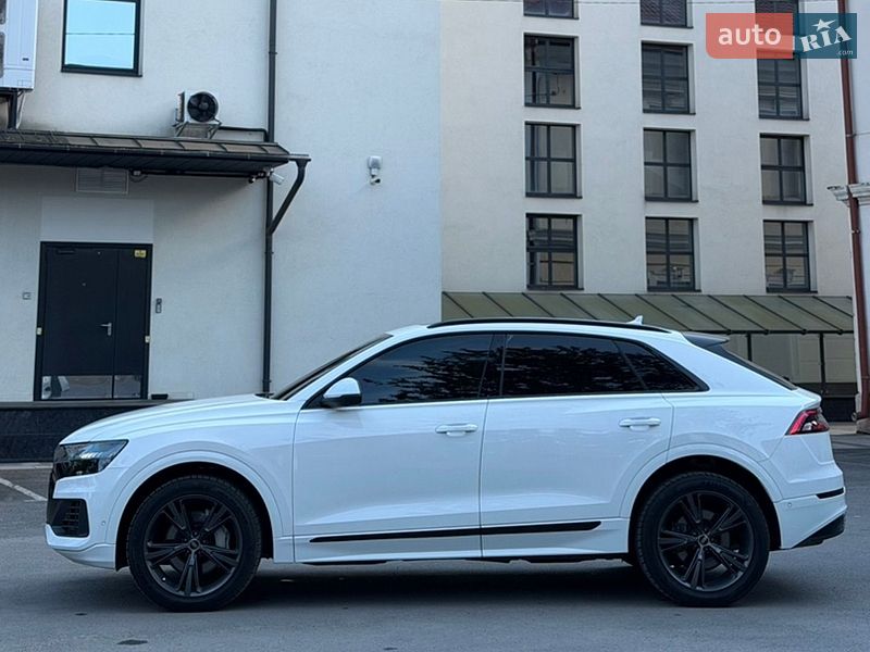 Внедорожник / Кроссовер Audi Q8 2023 в Коломые