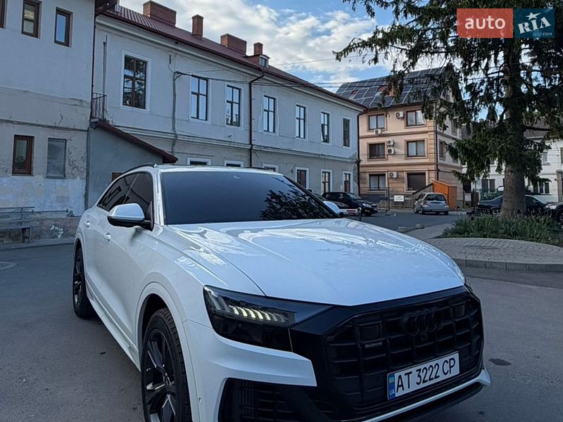 Внедорожник / Кроссовер Audi Q8 2023 в Коломые