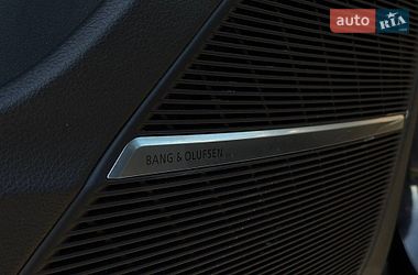 Позашляховик / Кросовер Audi Q8 2020 в Львові