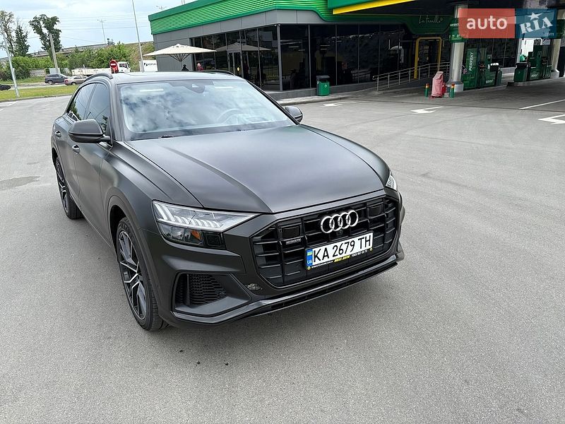 Внедорожник / Кроссовер Audi Q8 2019 в Киеве