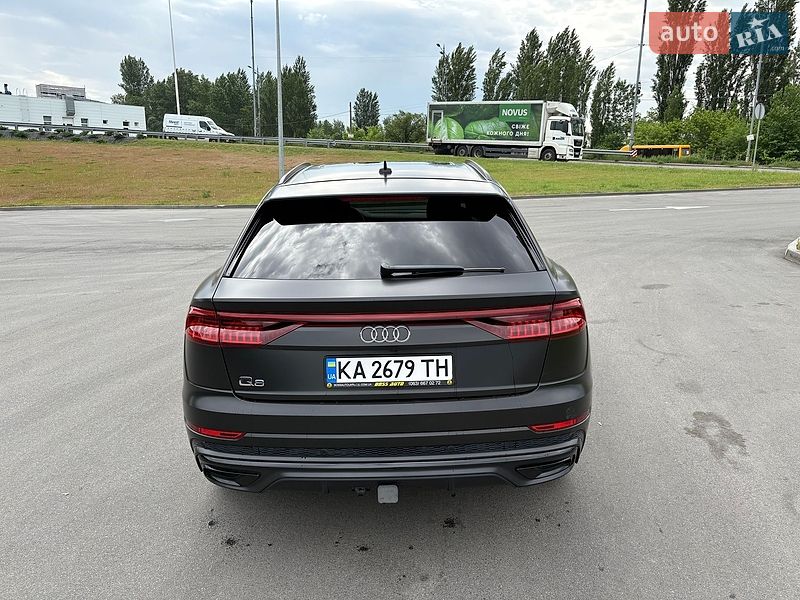 Внедорожник / Кроссовер Audi Q8 2019 в Киеве
