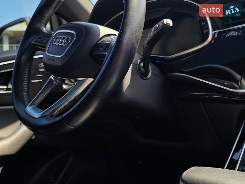 Внедорожник / Кроссовер Audi Q8 2018 в Киеве фото 29 Внедорожник / Кроссовер Audi Q8 2018 в Киеве