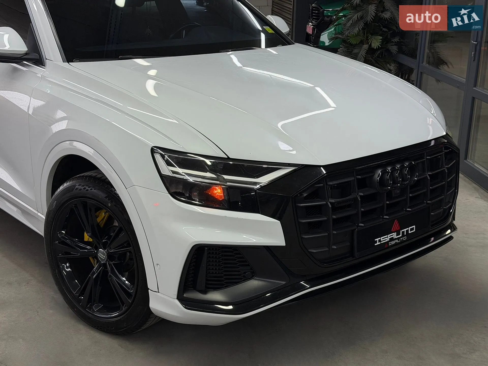 2019 Audi Q8 - мініатюра 3