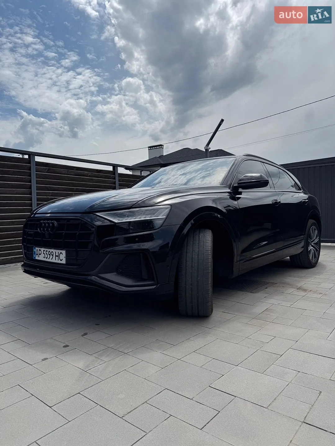 2020 Audi Q8 - мініатюра 2