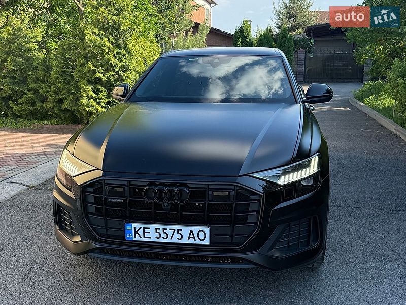 Audi Q8 2021