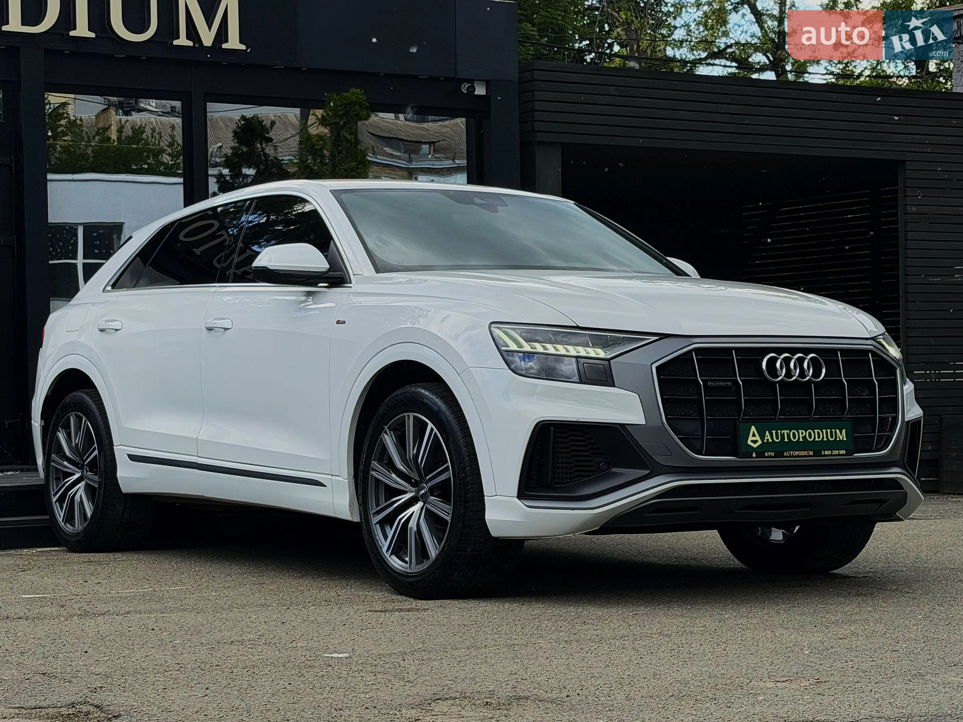 2019 Audi Q8 - мініатюра 4