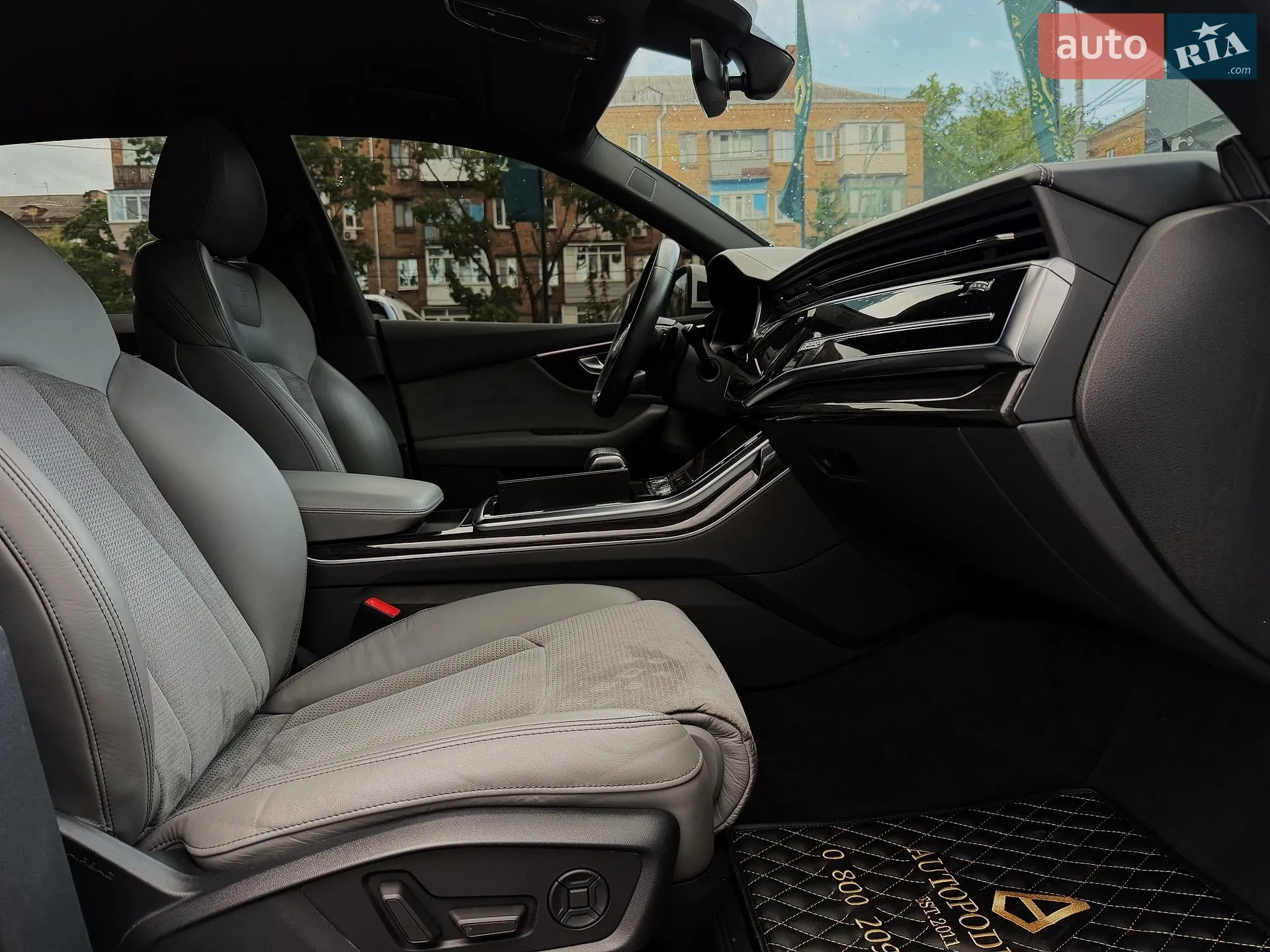 2019 Audi Q8 - мініатюра 38