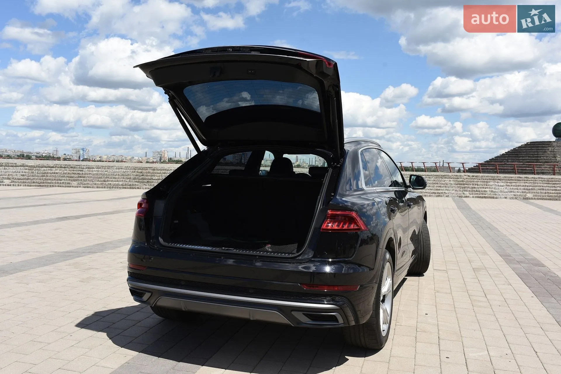 2019 Audi Q8 - мініатюра 9
