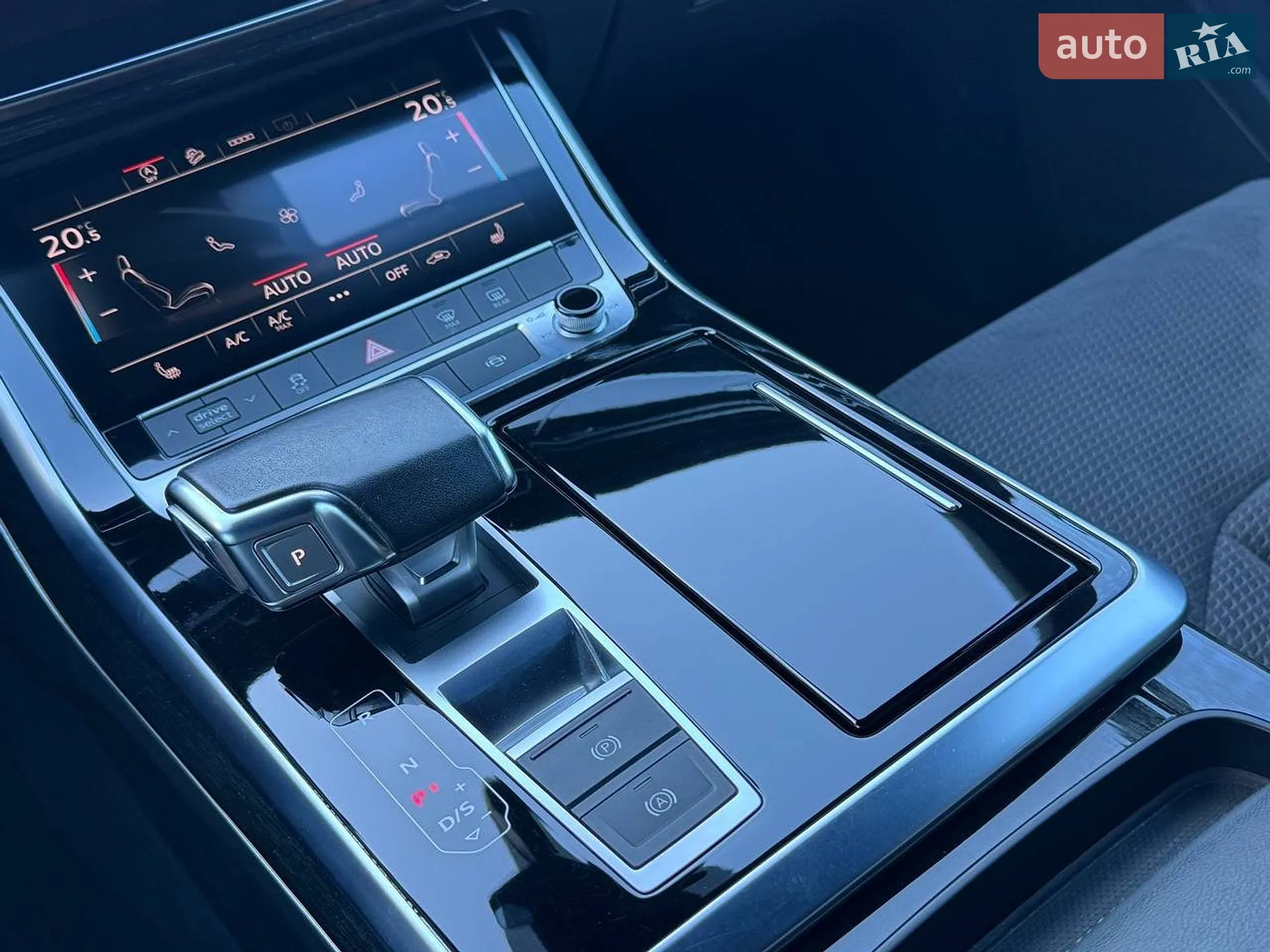 2020 Audi Q8 - мініатюра 15