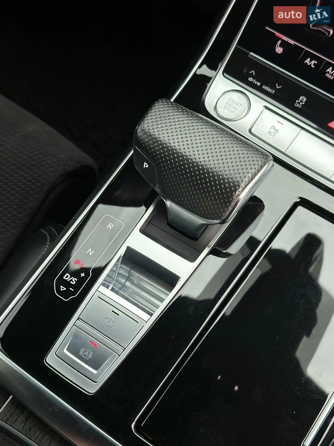 2019 Audi Q8 - мініатюра 18