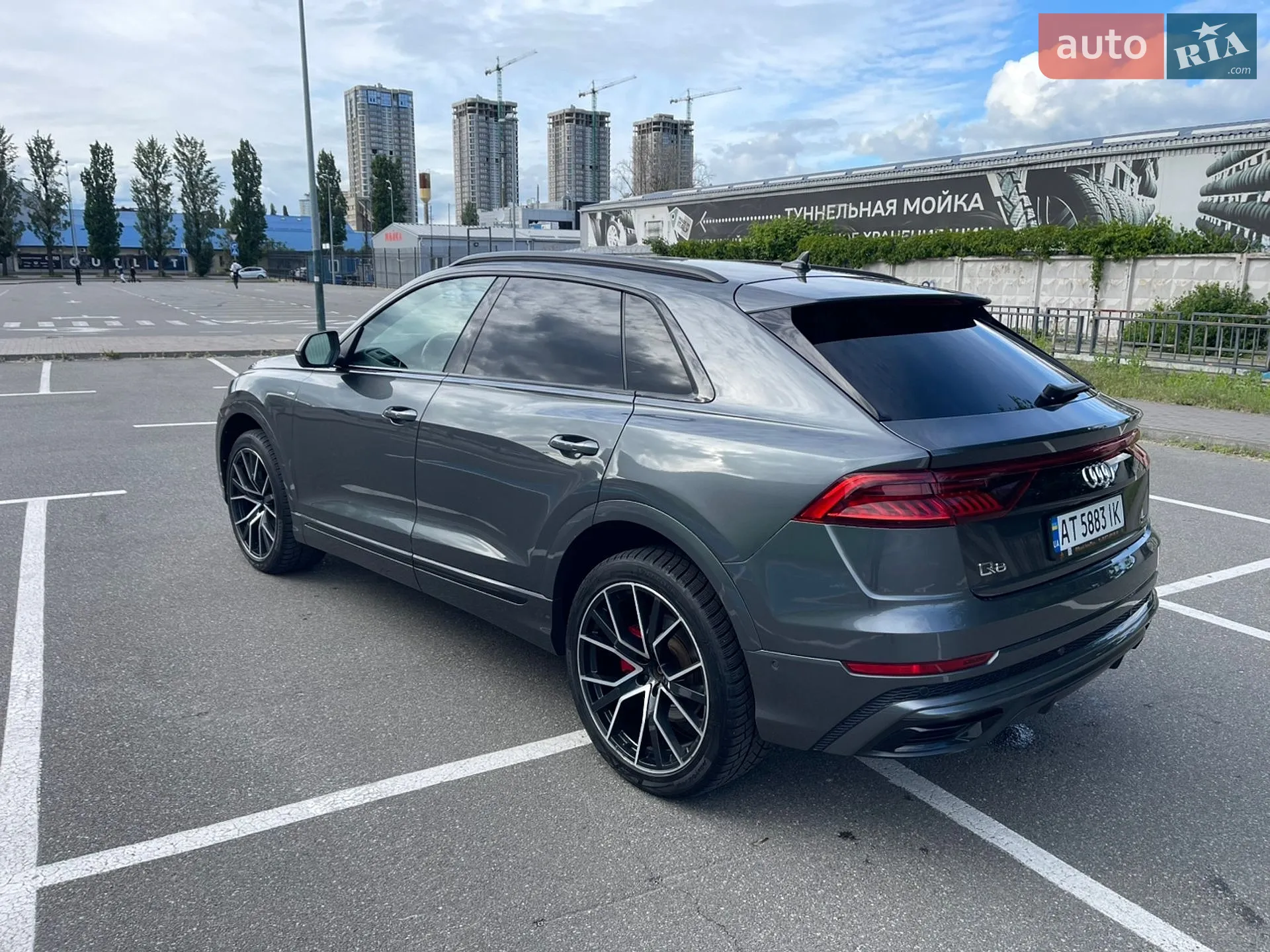 2020 Audi Q8 - мініатюра 5