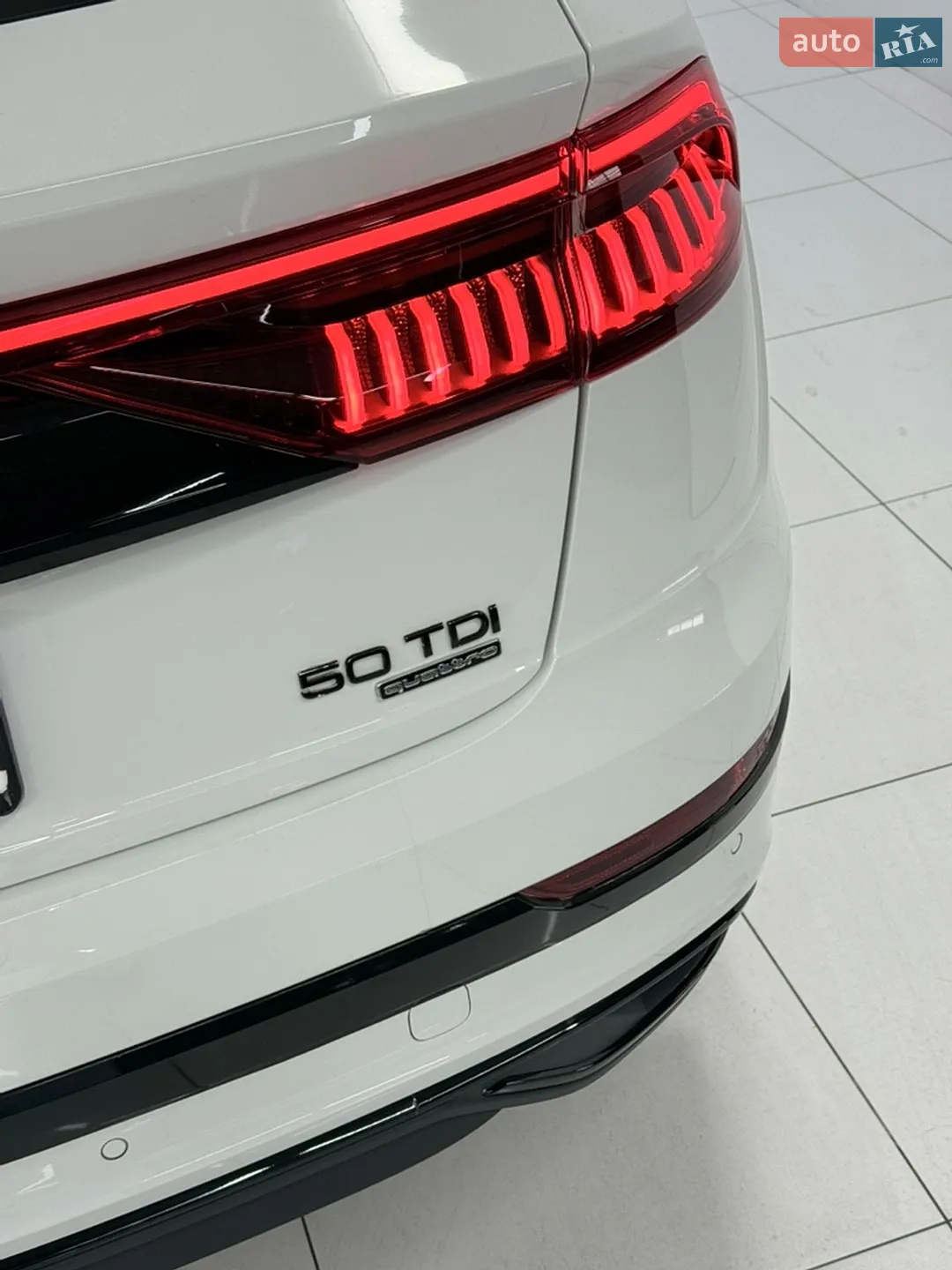2019 Audi Q8 - мініатюра 8