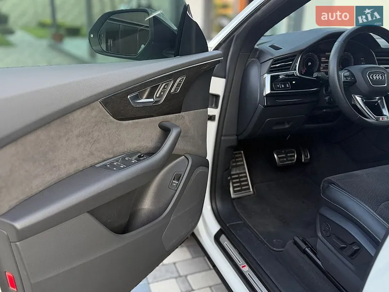 Audi Q8 2020 VIN WAUZZZF14LD016648 фото оголошення 10 з 42