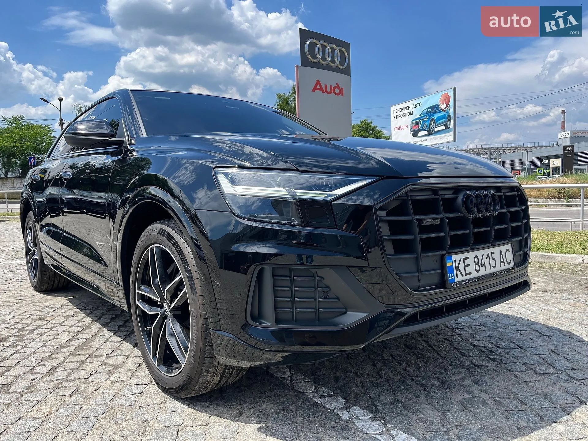 2018 Audi Q8 - мініатюра 2