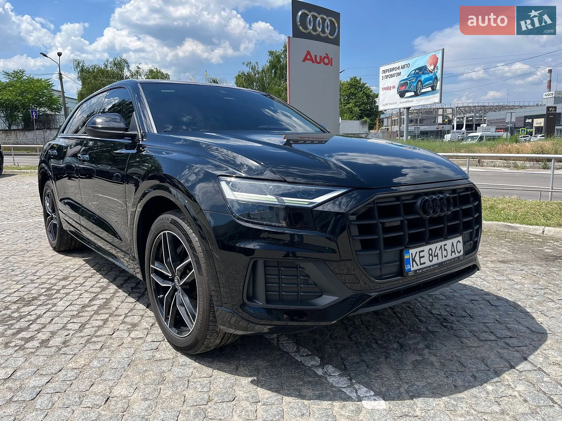 2018 Audi Q8 - мініатюра 3