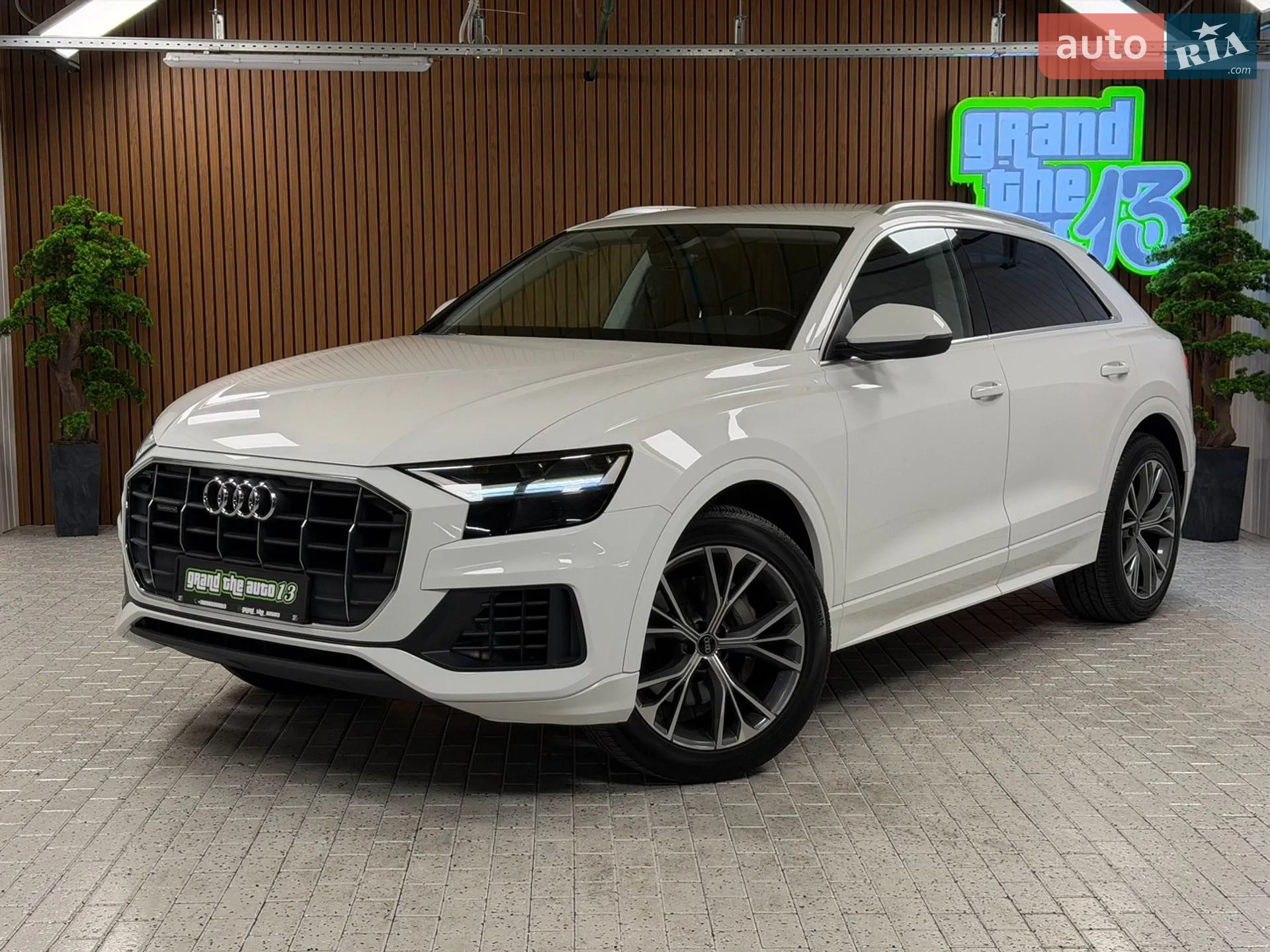 2020 Audi Q8 - мініатюра 2