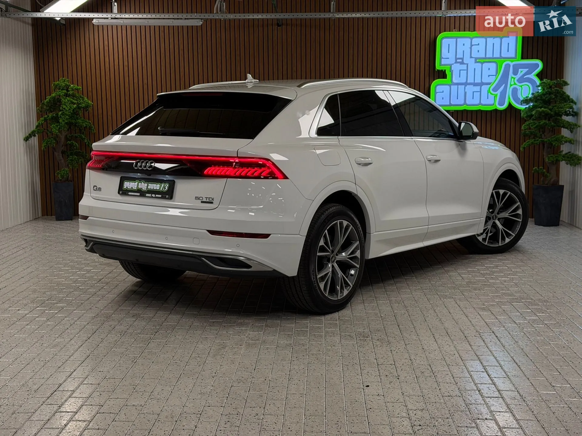 2020 Audi Q8 - мініатюра 34