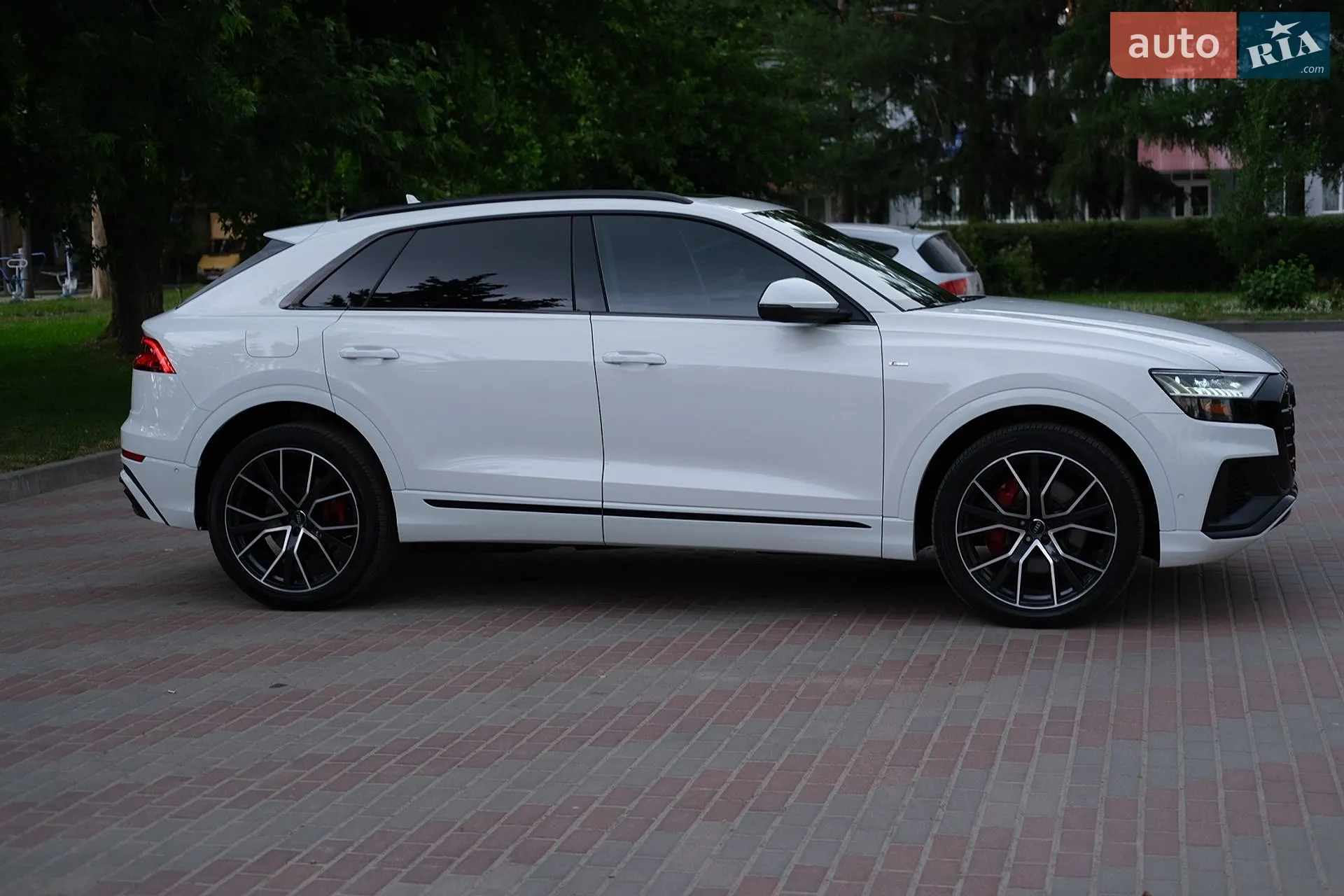 2019 Audi Q8 - мініатюра 4