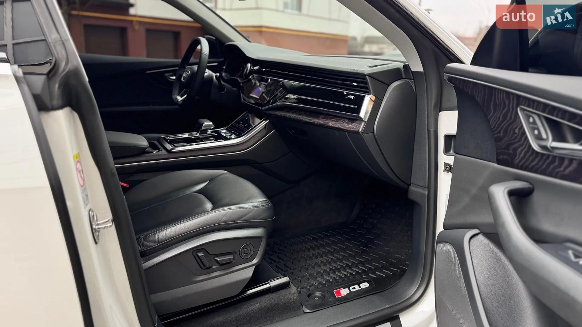 2018 Audi Q8 - мініатюра 14