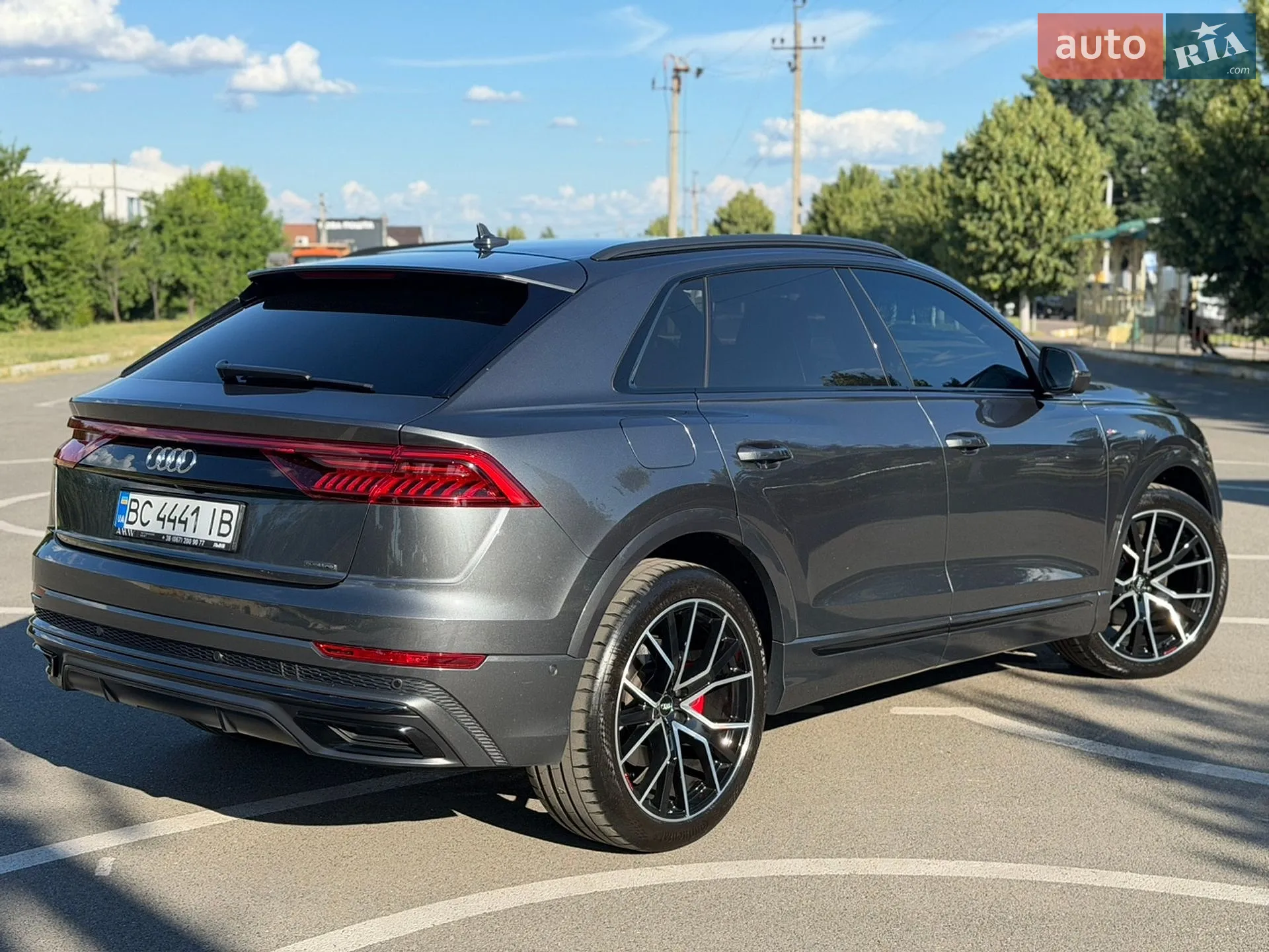 2019 Audi Q8 - мініатюра 14