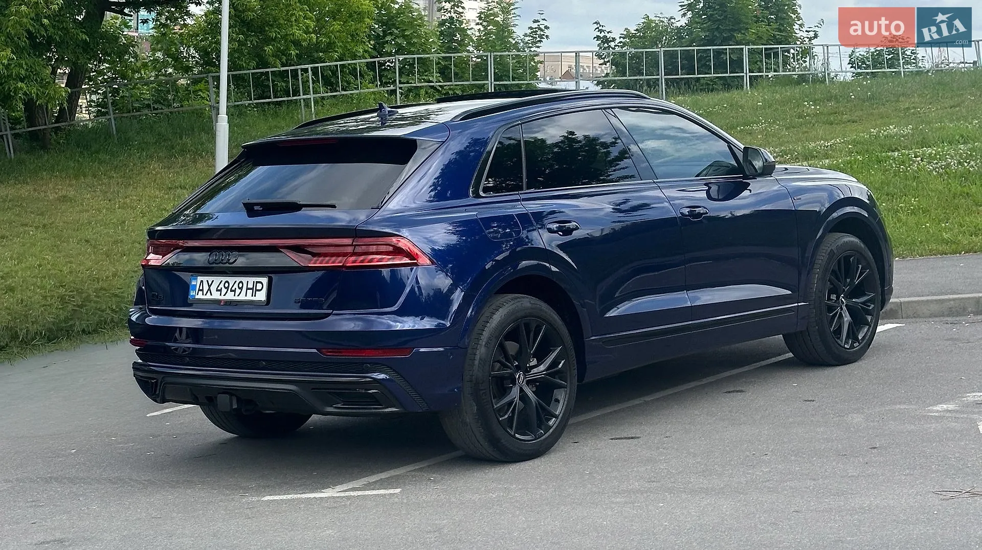 2020 Audi Q8 - мініатюра 4
