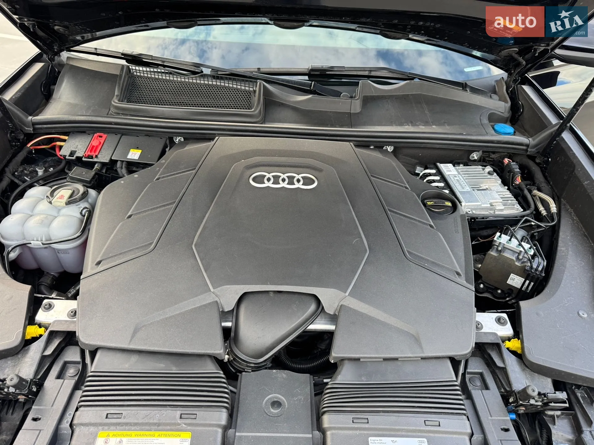 2019 Audi Q8 - мініатюра 14