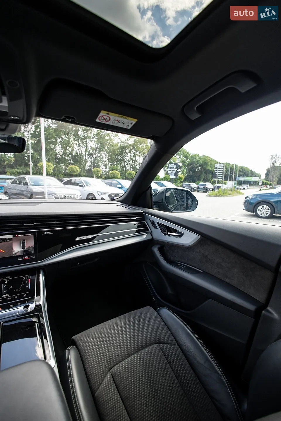 2019 Audi Q8 - мініатюра 24