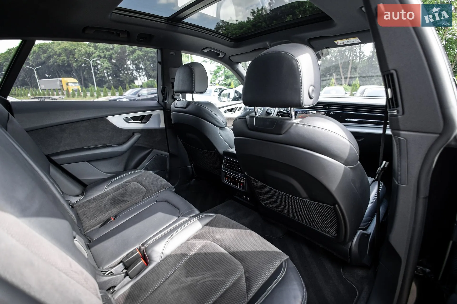 2019 Audi Q8 - мініатюра 38