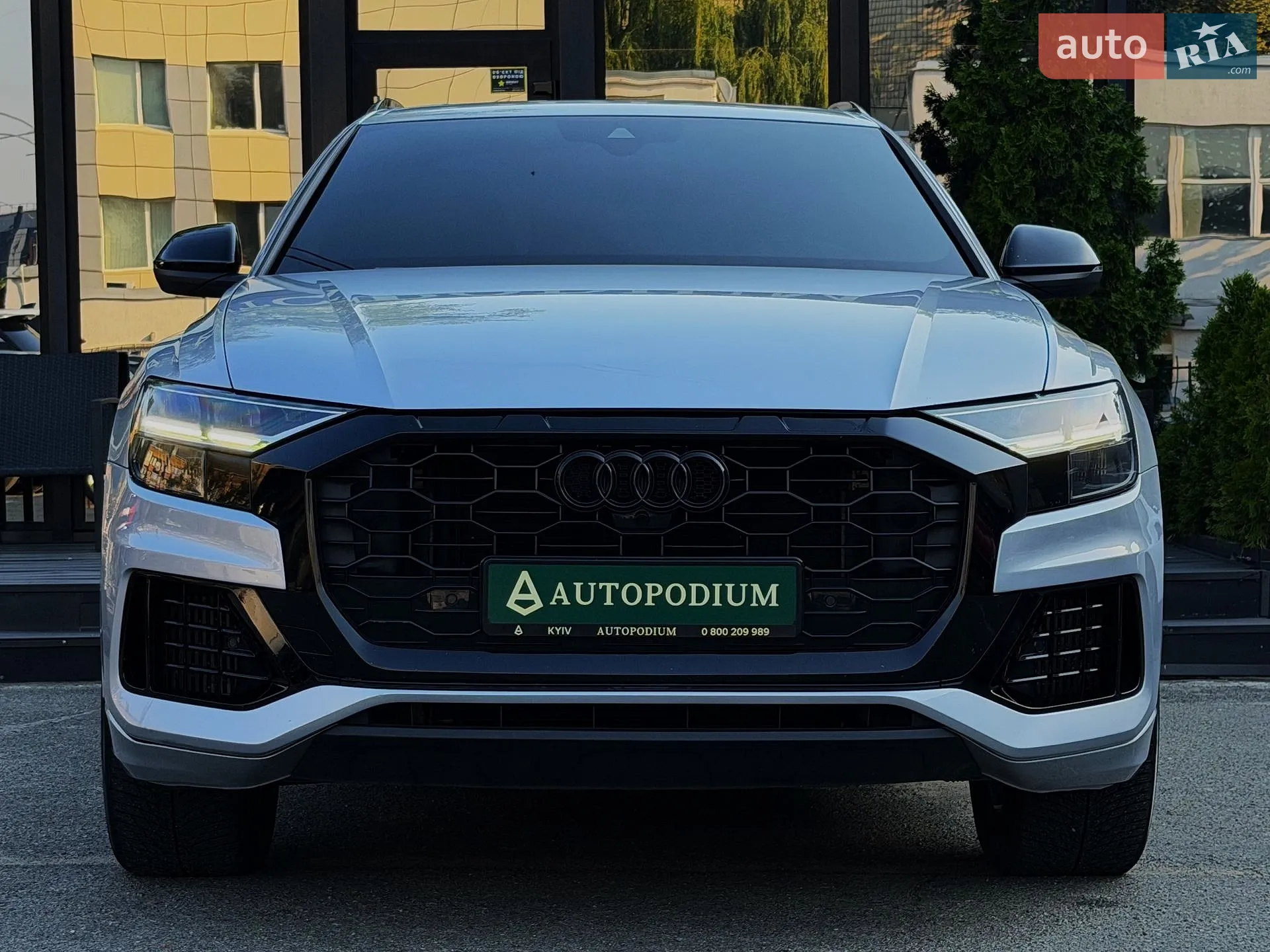 2018 Audi Q8 - мініатюра 2