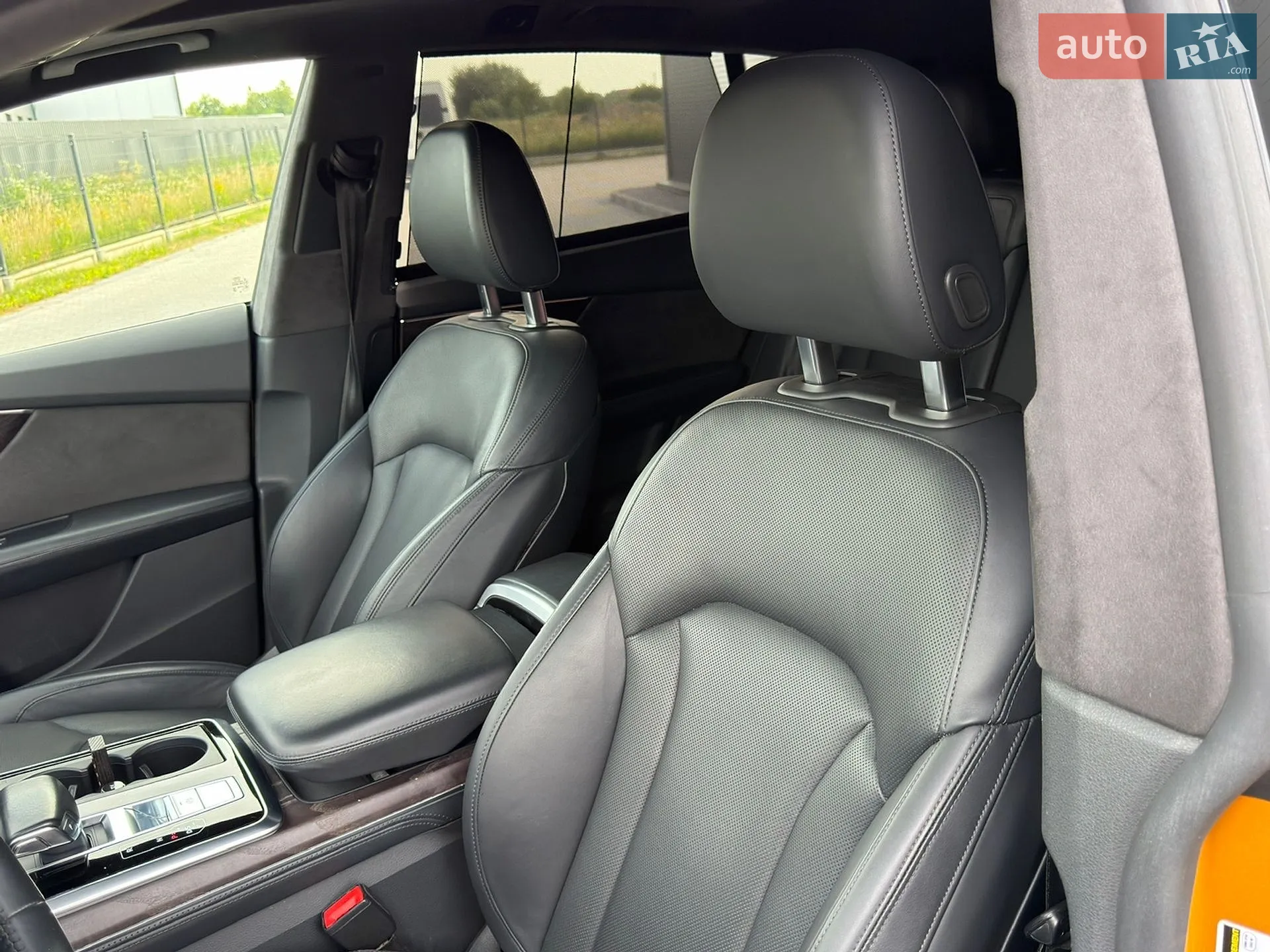 2018 Audi Q8 - мініатюра 31