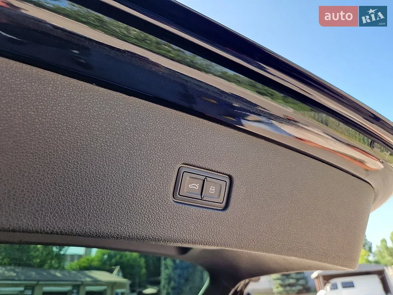 Audi Q8 2020 VIN WAUZZZF15MD019186 фото оголошення 39 з 79