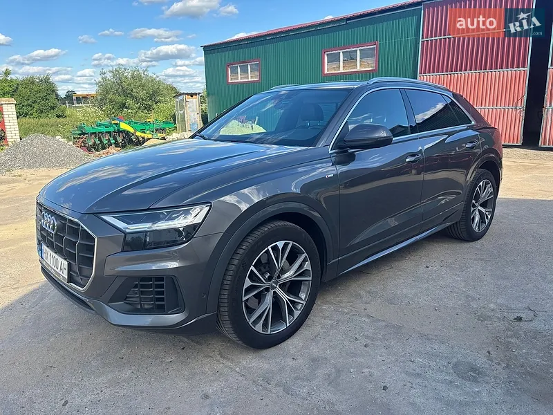 Audi Q8 2018 VIN WAUZZZF15KD017614 фото оголошення 4 з 39