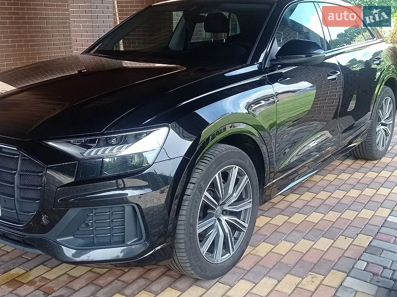 Audi Q8 2022