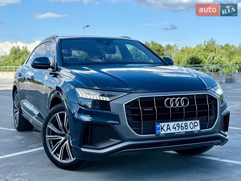 Audi Q8