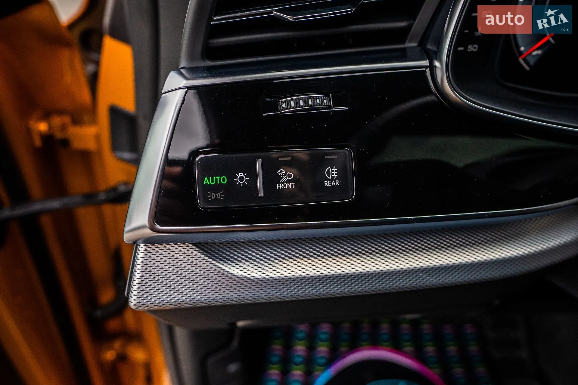 2019 Audi Q8 - мініатюра 61