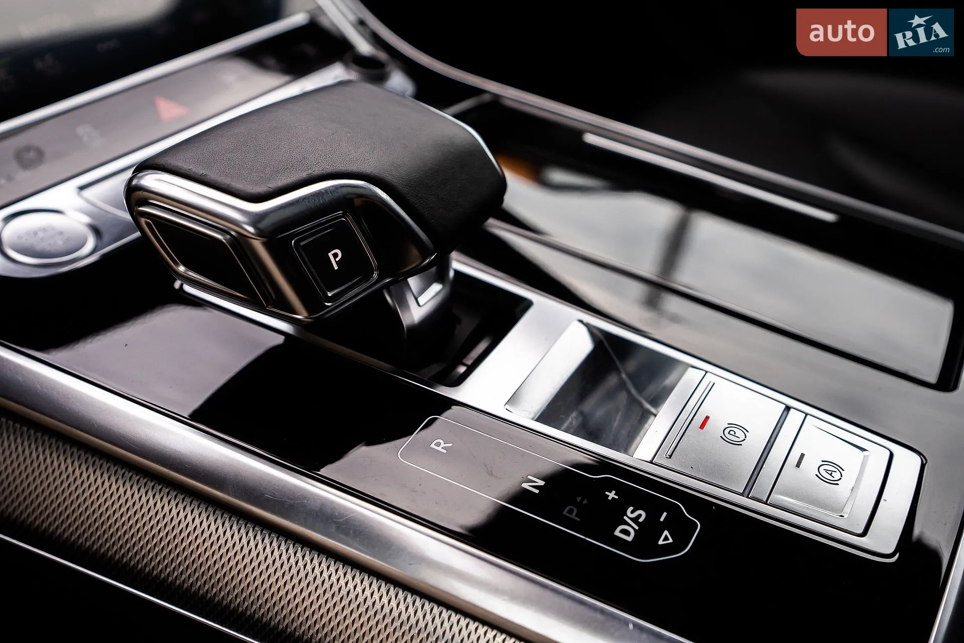 2019 Audi Q8 - мініатюра 104